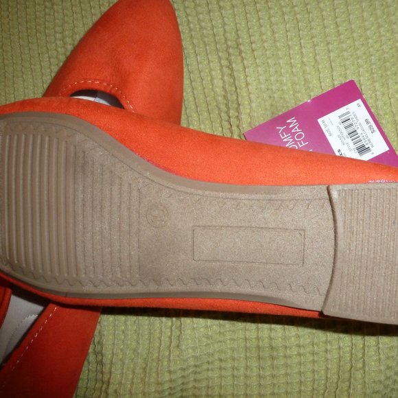 NEW SO Super comfy Memory Foam Hitidekci  Style  Orange Flats - Size: 10M - Picture 6 of 10
